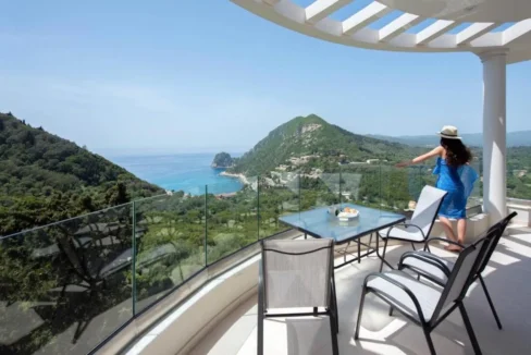 Remarkable villa for sale in Corfu 17