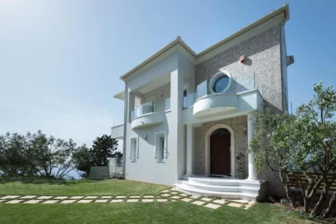 Remarkable villa for sale in Corfu 24