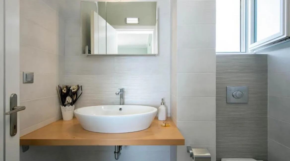 Remarkable villa for sale in Corfu 27