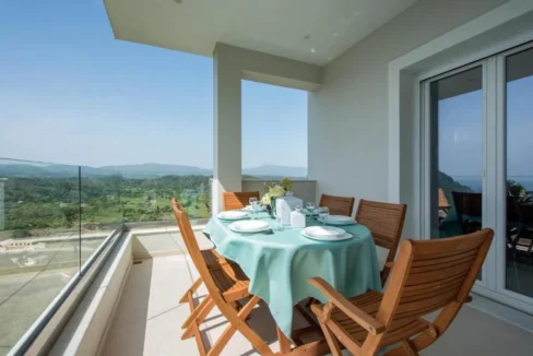 Remarkable villa for sale in Corfu 31