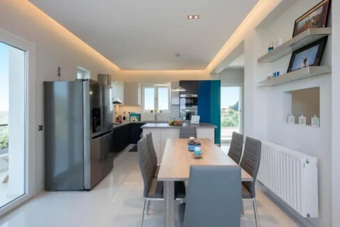 Remarkable villa for sale in Corfu 8