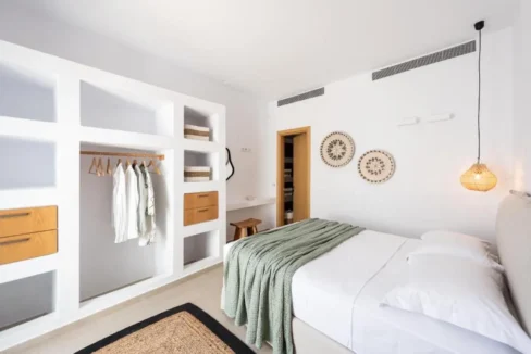 Seafront Villa for sale Paros Greece 18