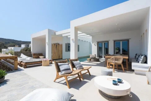Seafront Villa for sale Paros Greece 19