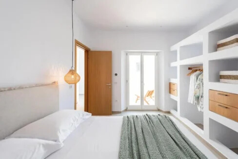 Seafront Villa for sale Paros Greece 28