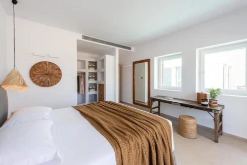 Seafront Villa for sale Paros Greece 36