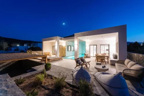 Seafront Villa for sale Paros Greece 37