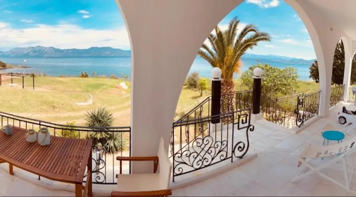Seafront Villa for sale on the island of Euboea 12