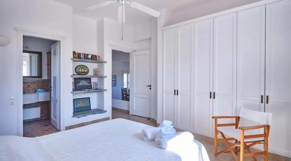 Seaside Villa in for sale Agios Sostis, Tinos 10