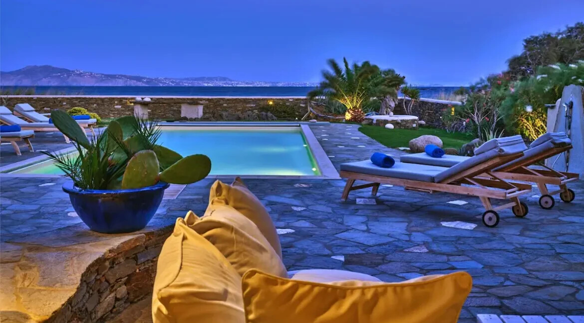 Seaside Villa in for sale Agios Sostis, Tinos 2