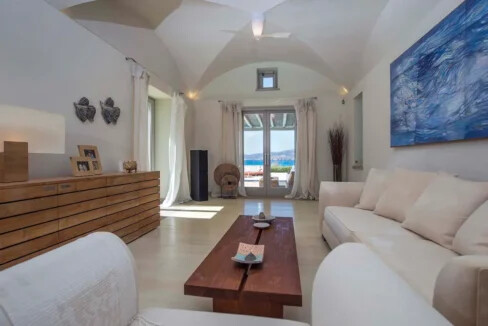 Stone Villa for Sale in Paros island 10