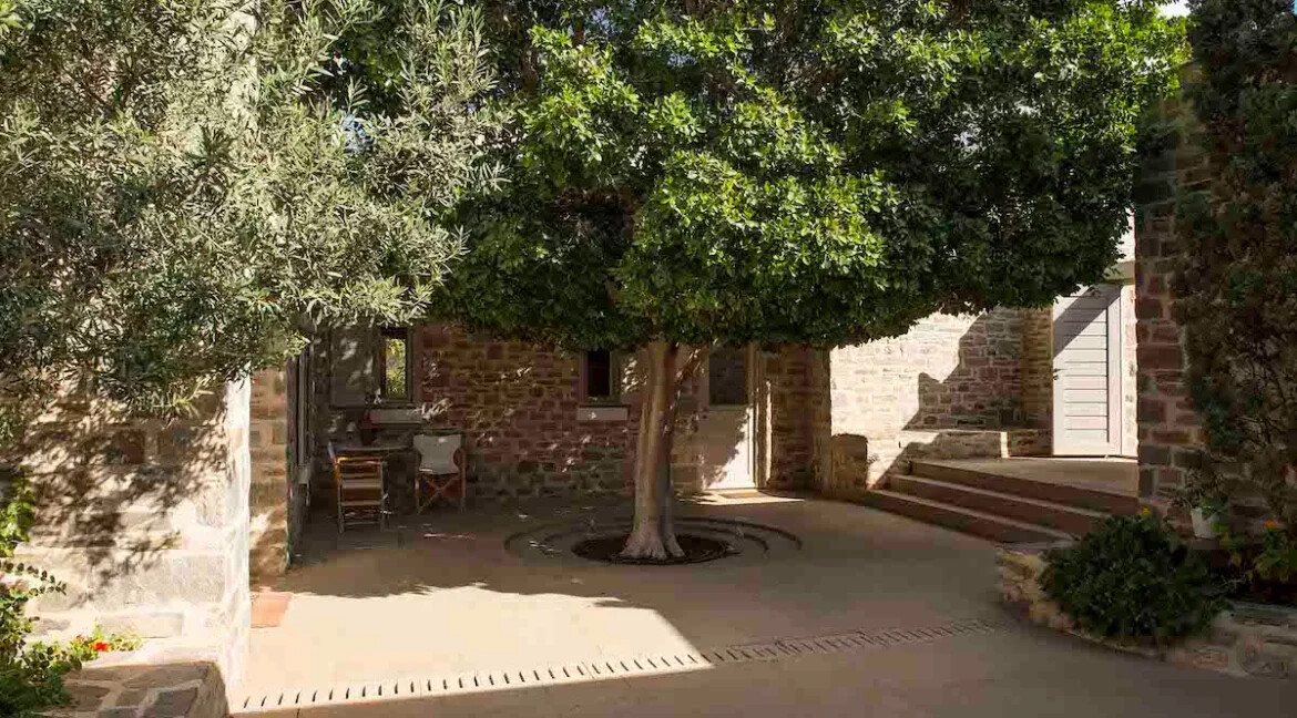 Stone Villa for Sale in Paros island 13