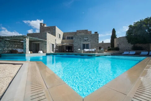 Stone Villa for Sale in Paros island 32