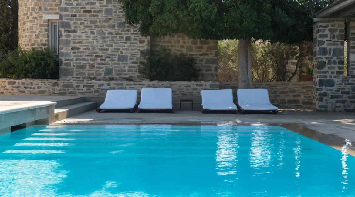 Stone Villa for Sale in Paros island 34