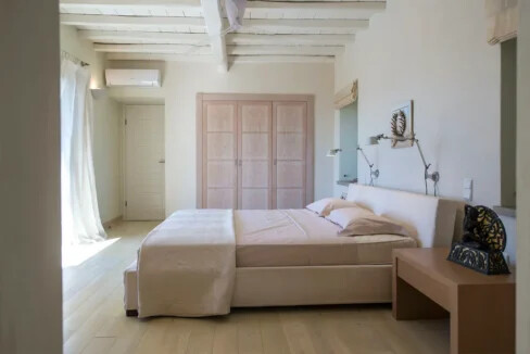 Stone Villa for Sale in Paros island 6