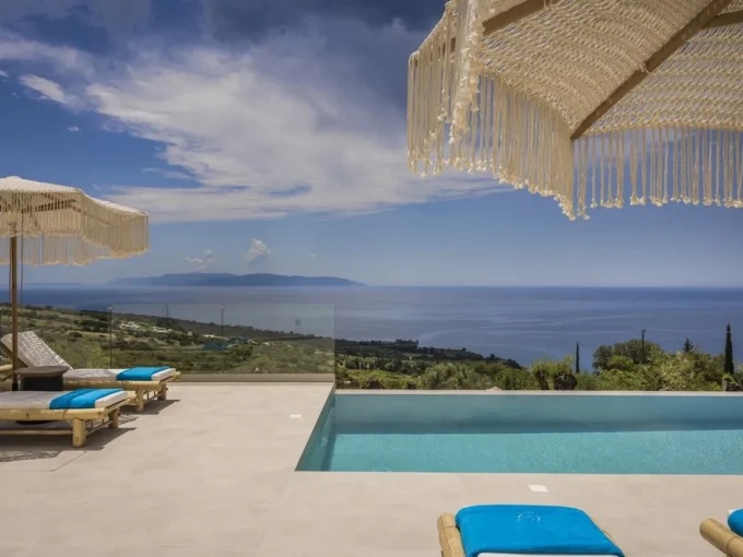 Stunning villa in Kefalonia for sale Ionio