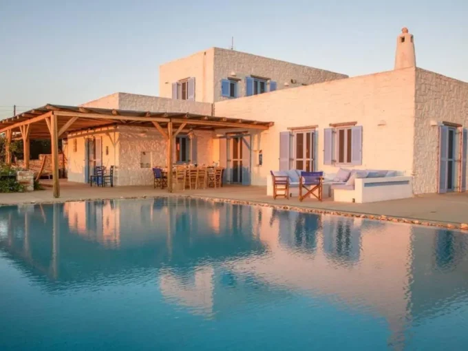 Traditional Cycladic Villa in Paros for sale Greece