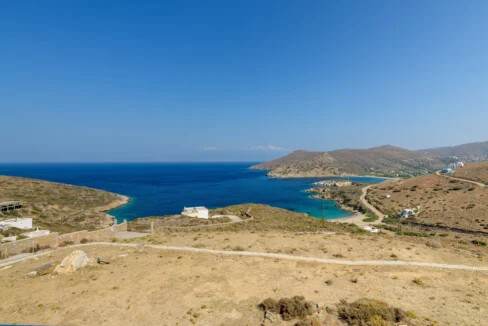 Traditional Cycladic house for sale in Andros island 4