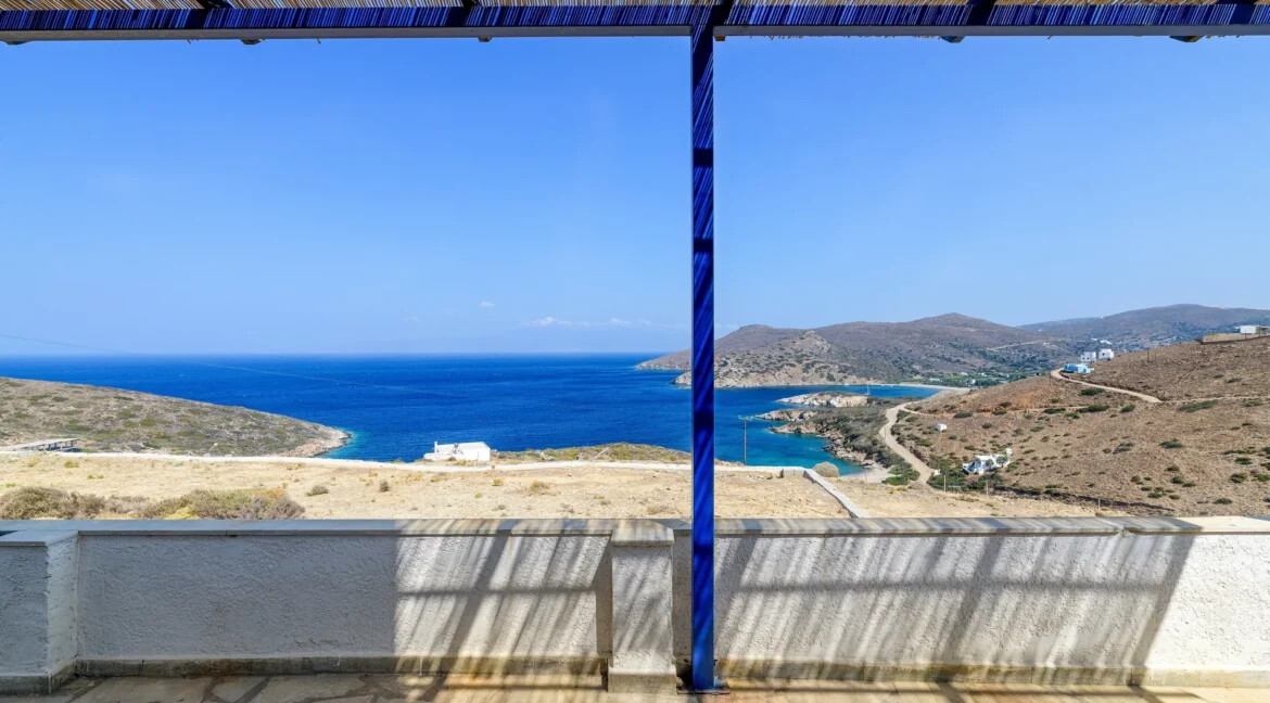 Traditional Cycladic house for sale in Andros island 5