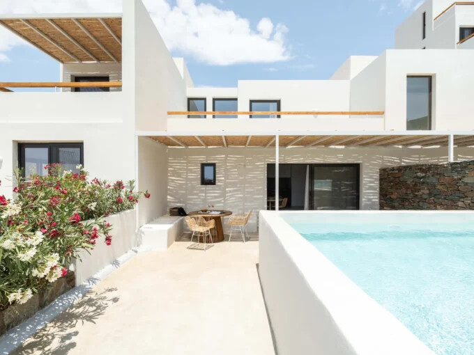 Villa With Private Pool And Stunning Views In Tinos Island
