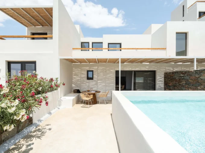 Villa With Private Pool And Stunning Views In Tinos Island