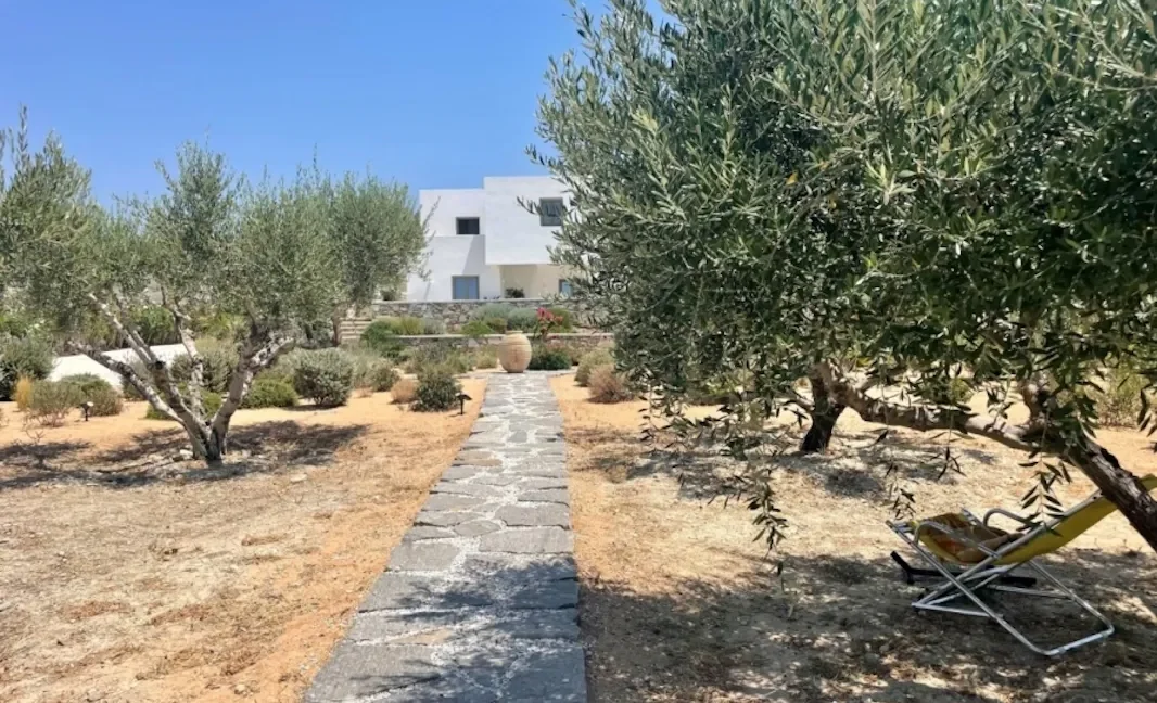 Villa for Sale in Paros 10