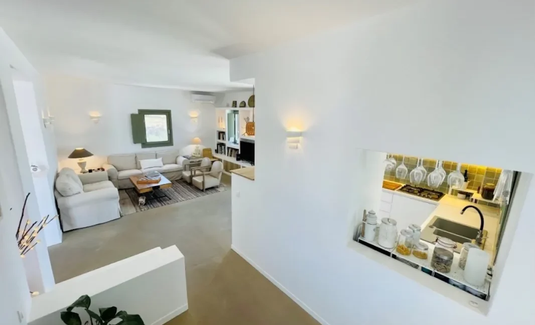 Villa for Sale in Paros 16