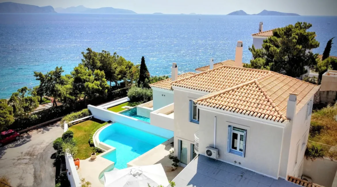 Villa for sale in Portoheli Greece