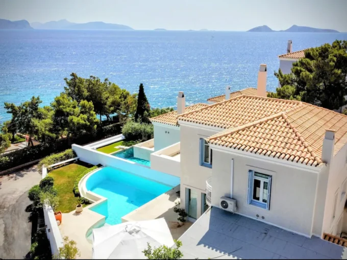 Villa for sale in Portoheli Greece