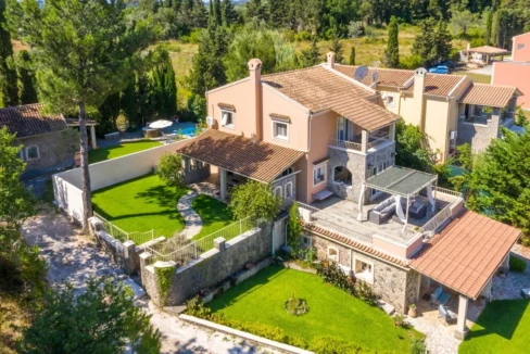 Villa in East Corfu for sale 1