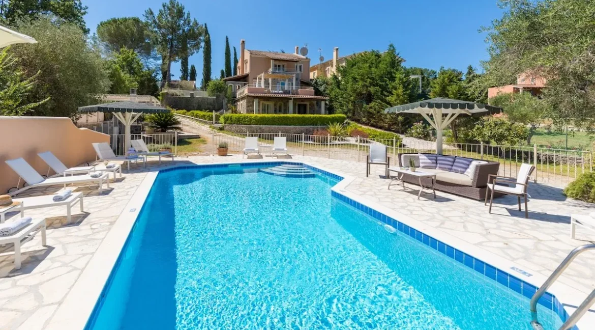 Villa in East Corfu for sale 19