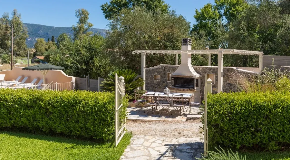 Villa in East Corfu for sale 20