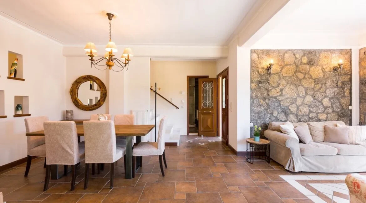 Villa in East Corfu for sale 8