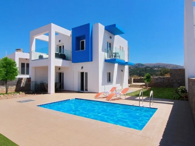 Villa with Sea View and Private Pool in Crete for sale