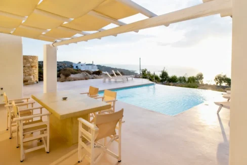 Villa with pool and garden in Tinos island for sale 13