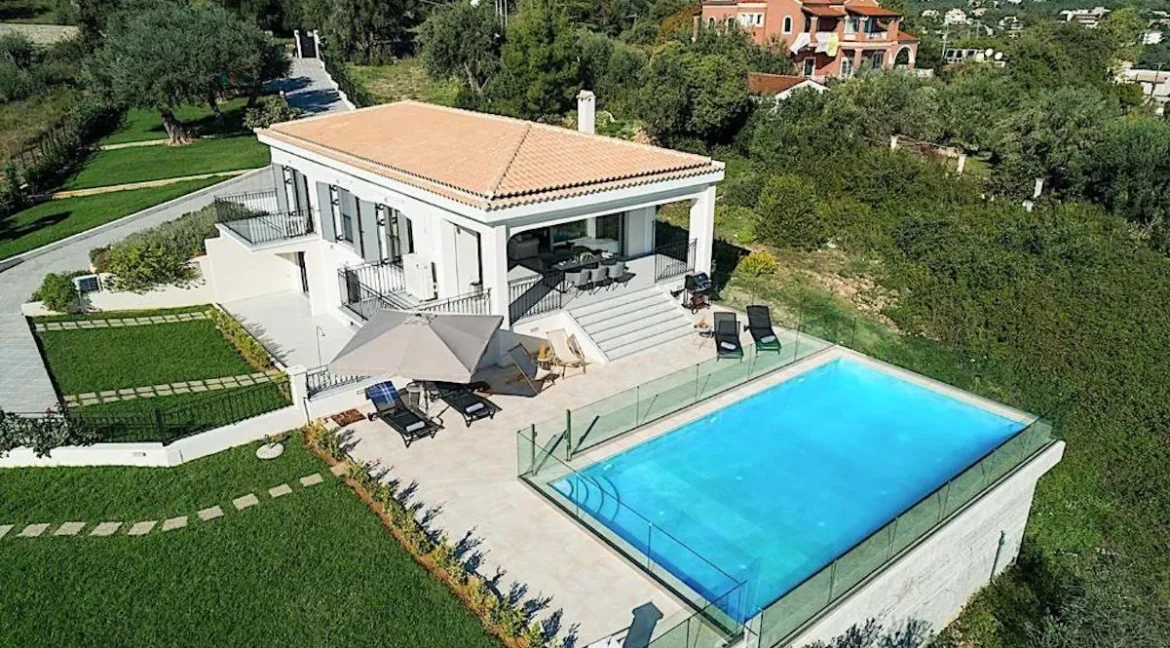 villa for sale in Dassia Corfu Greece 40