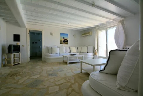 2 Luxurious Seafront Villas for Sale in Mykonos Greece 13