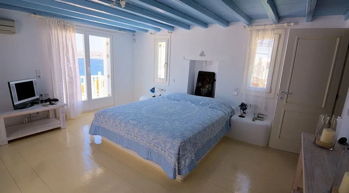 2 Luxurious Seafront Villas for Sale in Mykonos Greece 17