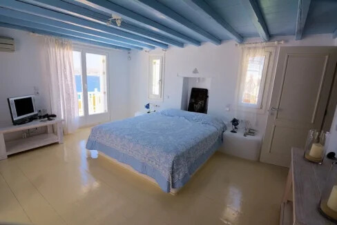 2 Luxurious Seafront Villas for Sale in Mykonos Greece 17