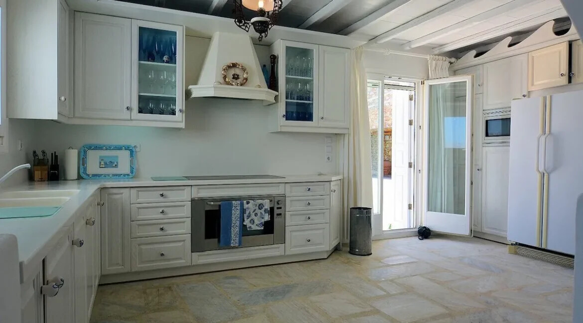2 Luxurious Seafront Villas for Sale in Mykonos Greece 19