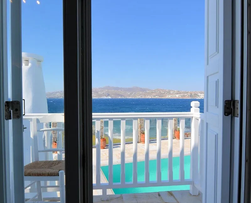 2 Luxurious Seafront Villas for Sale in Mykonos Greece 4