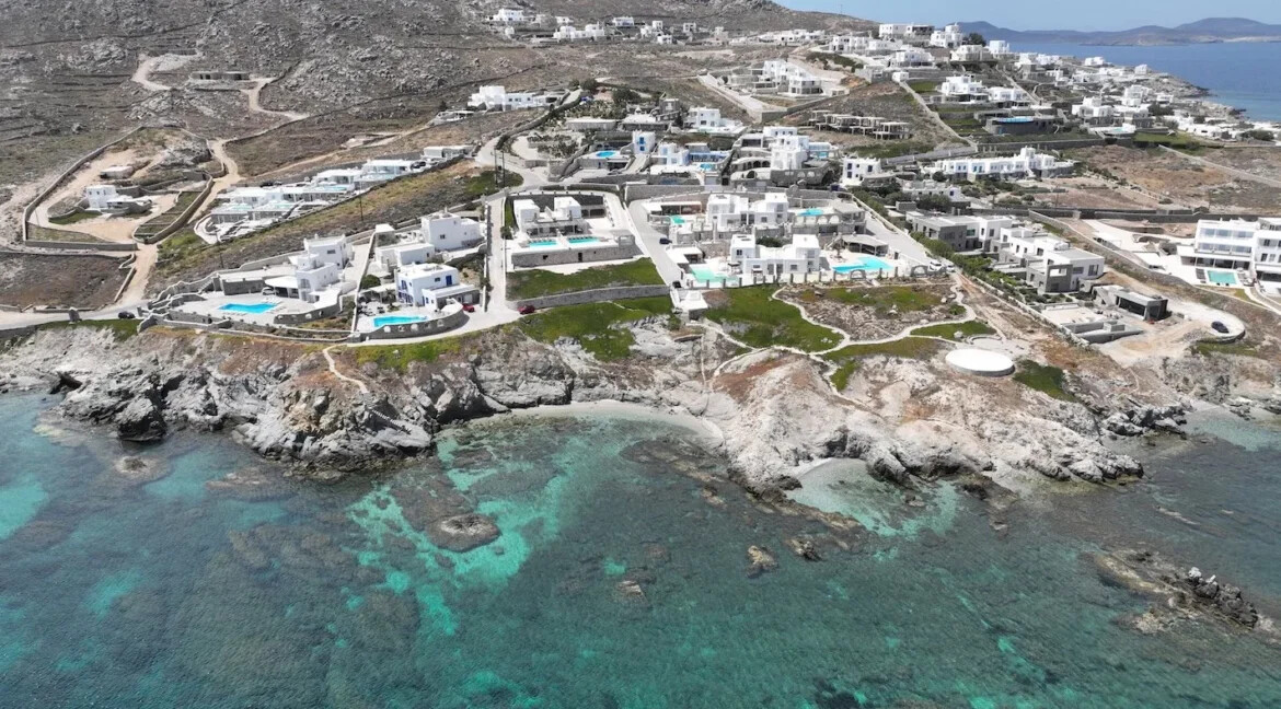 2 Luxurious Seafront Villas for Sale in Mykonos Greece 9