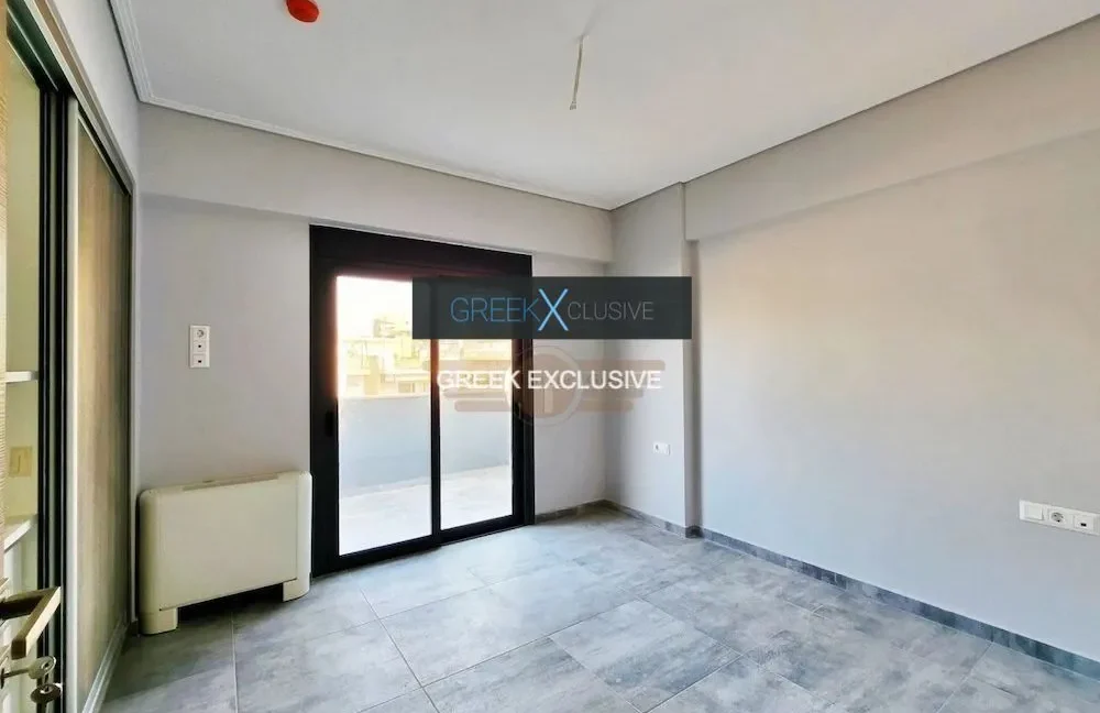 Apartment located in Piraeus for sale 13