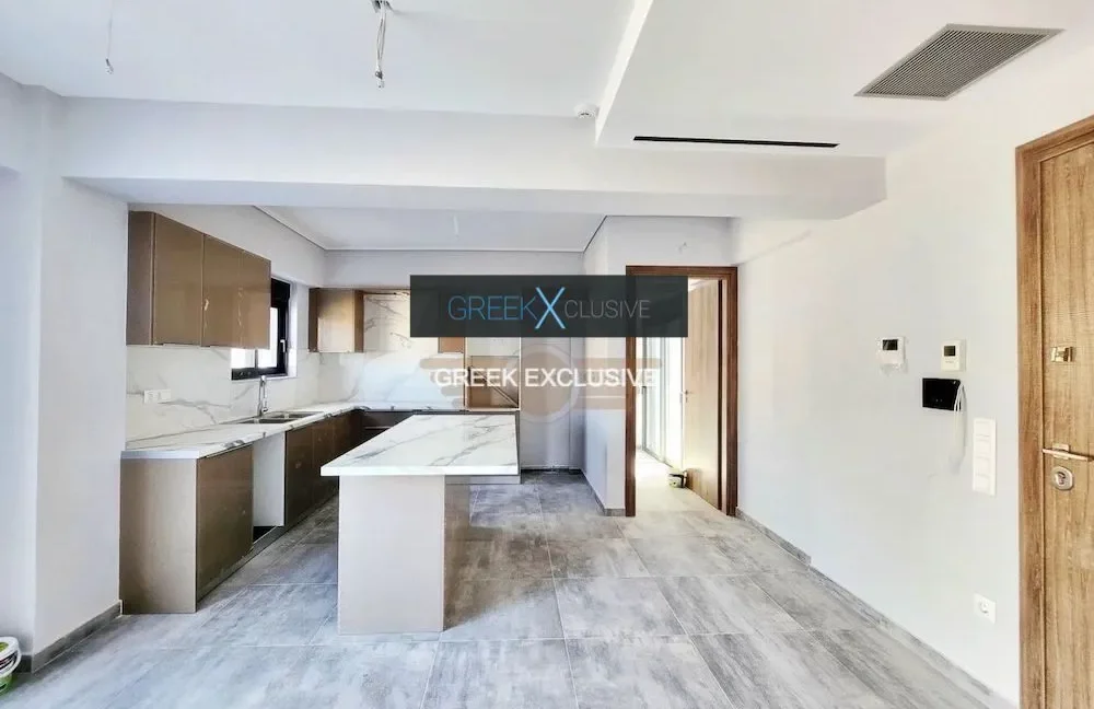 Apartment located in Piraeus for sale 23