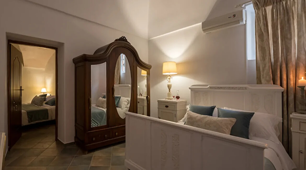 House for sale at Vothonas Santorini 28