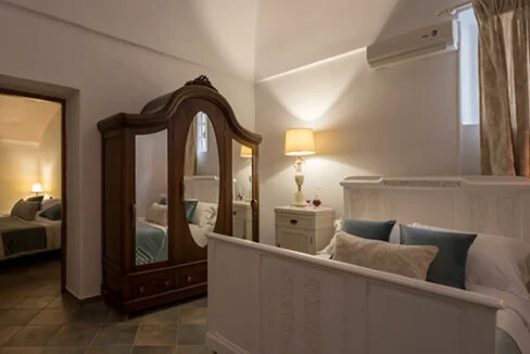 House for sale at Vothonas Santorini 28