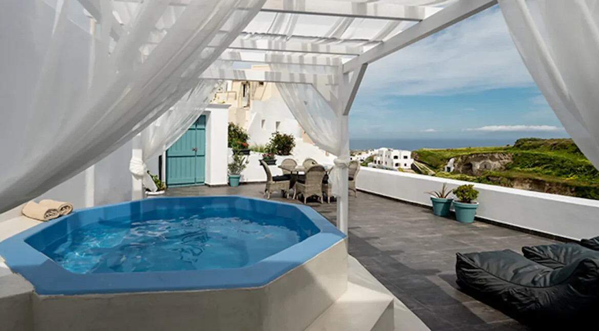 House for sale at Vothonas Santorini 3