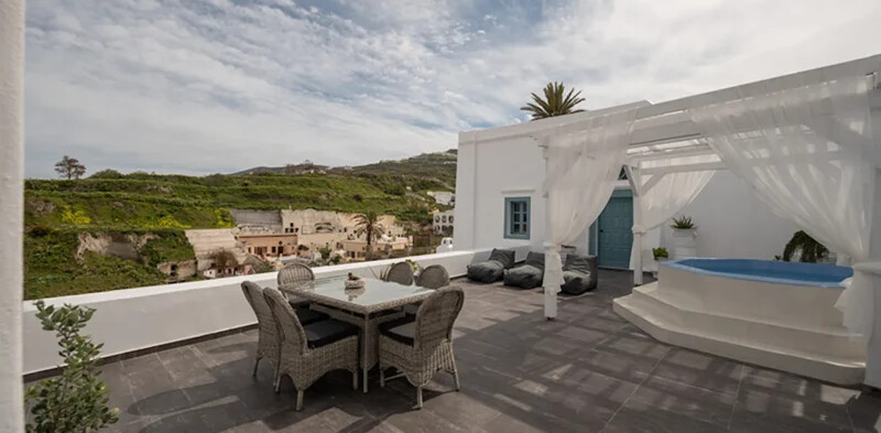 House for sale at Vothonas Santorini