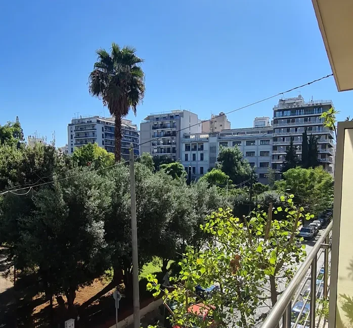 Ideal for Golden Visa: Charming Apartment in the Heart of Piraeus 19