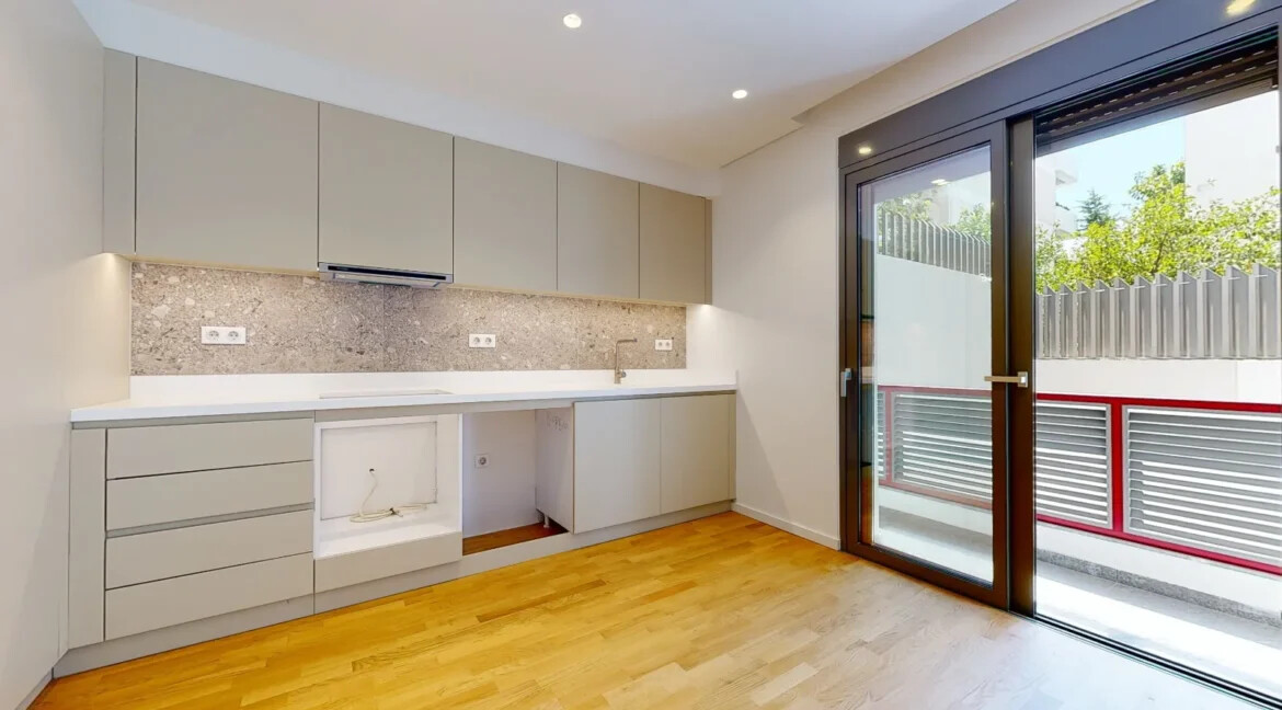 Luxurious Duplex with Pool in Glyfada Golf for sale 10