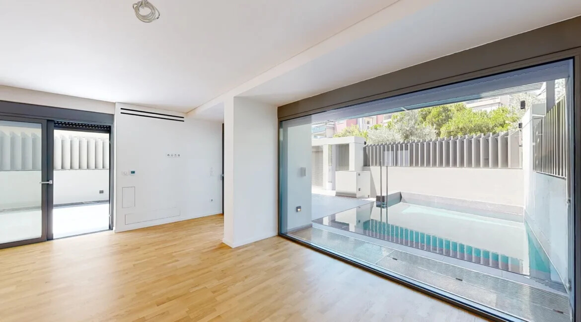 Luxurious Duplex with Pool in Glyfada Golf for sale 12